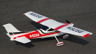 Самолет HobbySky Cessna-182 PNP