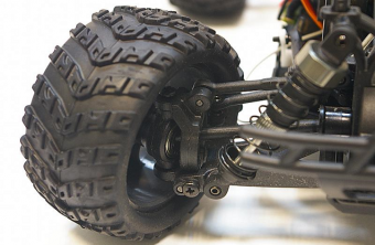 Радиоуправляемый монстр 1/18 Himoto Mastadon Brushless 4WD 2.4GHz RTR (влагозащищенный регулятор)