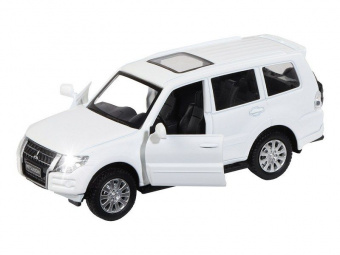 Машина ''АВТОПАНОРАМА'' Mitsubishi Pajero 4WD Tubro, белый, 1/43, инерция, в/к 17,5*12,5*6,5 см