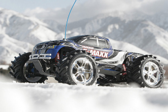 E-Maxx 1/10 4WD Brushed TQi Ready to Bluetooth Module Fast Charger