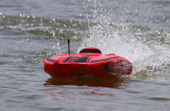 Радиоуправляемый катамаран ProBoat Blackjack 24 Brushless RTR