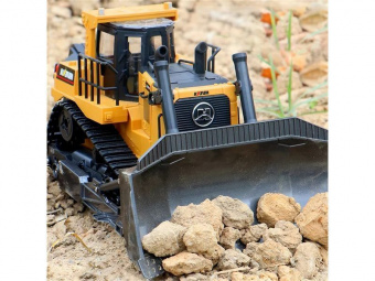Радиоуправляемый бульдозер HUI NA TOYS 2.4G 11CH 1/16 RTR