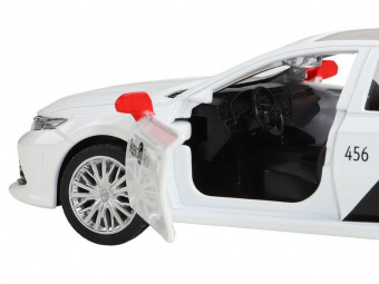 Машина АВТОПАНОРАМА Яндекс GO Toyota Camry, 1/43, белый, инерция, откр. двери, 17,5*12,5*6,5 см