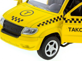 Машина ''АВТОПАНОРАМА'' инерц. УАЗ Патриот (такси) 1/50, в/к 12*7*5,5 см