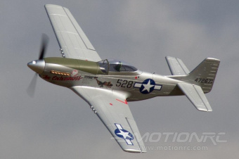 Модель самолета FreeWing P-51 Mustang PNP