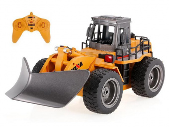 Радиоуправляемый снегоуборщик HUI NA TOYS 2.4G 6CH 1/18 RTR