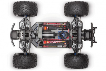 Модель автомобиля E-MAXX с электродвигателем