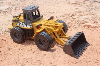 Радиоуправляемый бульдозер HUI NA TOYS масштаб 1:18 27Mhz
